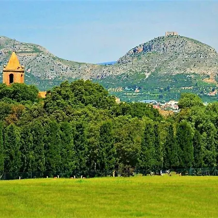 Hostal Can Ruben * خيرونا